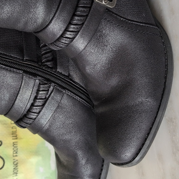 Bare traps Boots - Picture 6 of 7